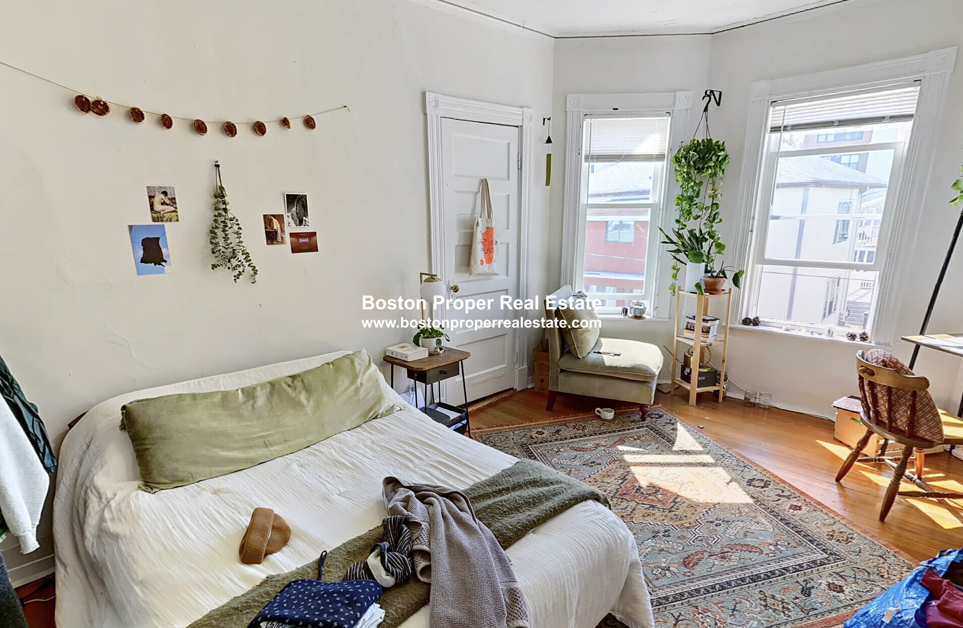 42 Brainerd Rd, Brighton