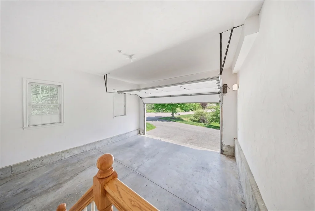 2 Williamsburg Way, Medway