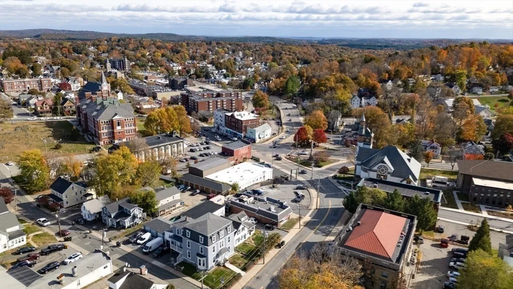 47 Mechanic St, Marlborough