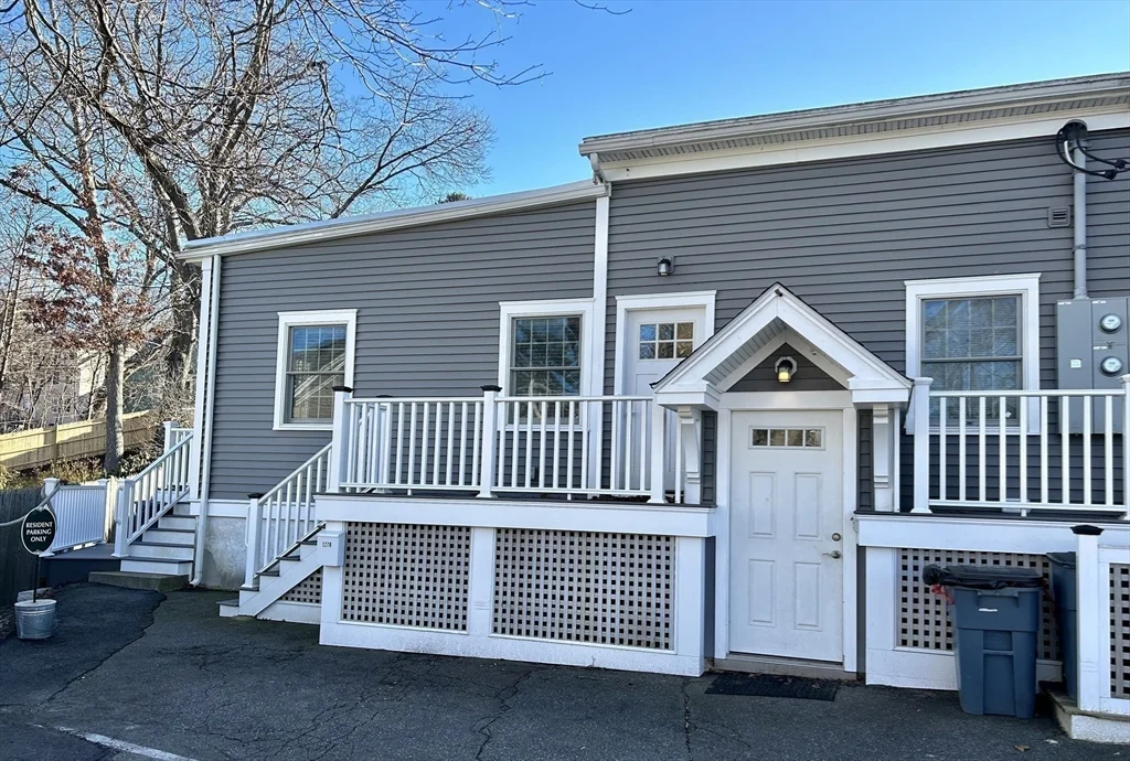 127 Bridge St, Beverly