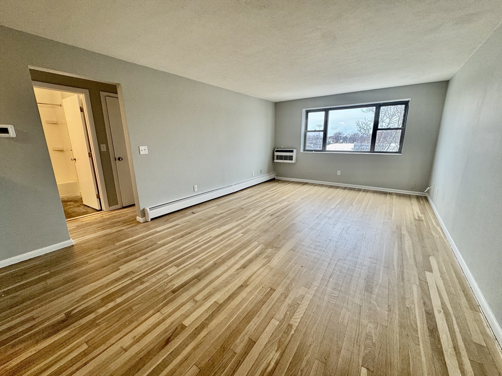 97 Spring St, West Roxbury