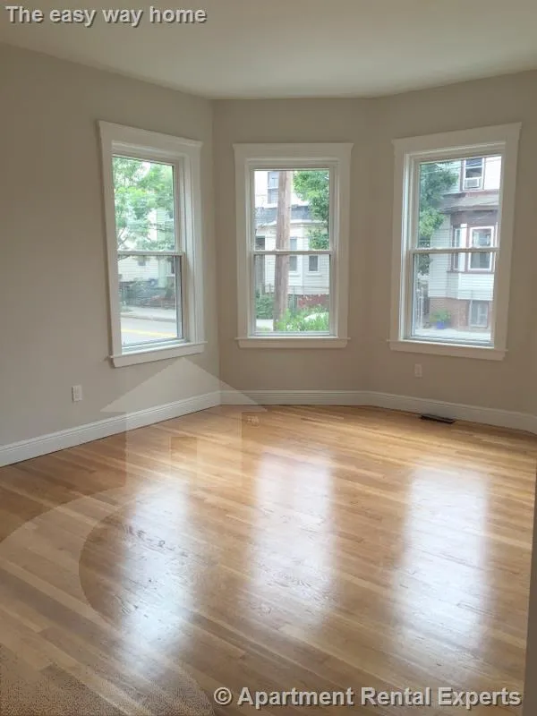 374 Prospect St, Inman Square