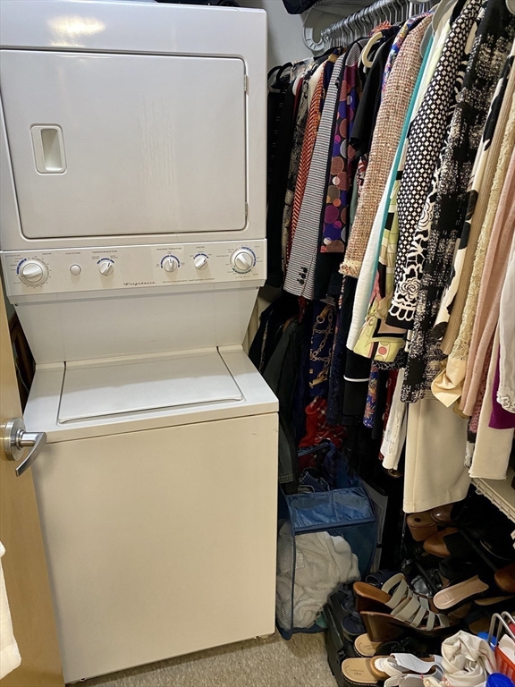 156 Porter St, East Boston