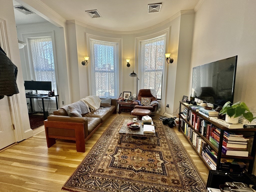 418 Columbus Ave, South End