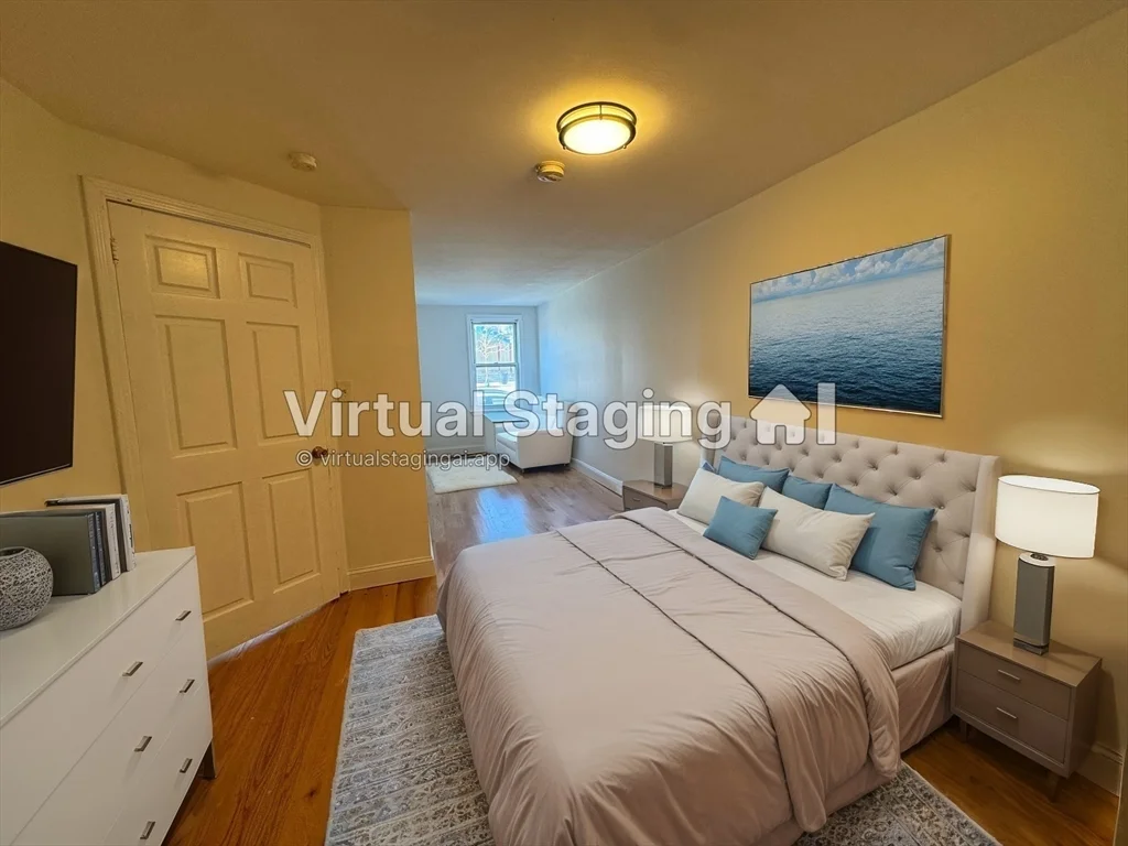 205 D, South Boston