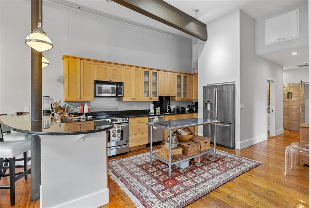 150 Lincoln St, Leather District