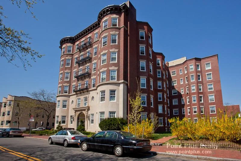 55 Magazine St, Cambridgeport