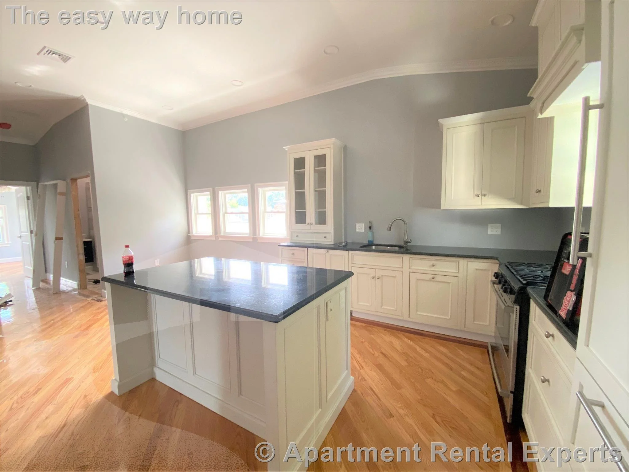 66 Dudley St, Salem St. Area