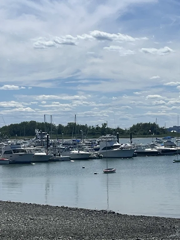 573 Shirley St, Winthrop