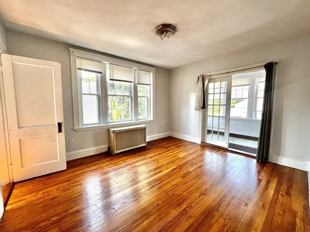 76 Babcock St, Coolidge Corner