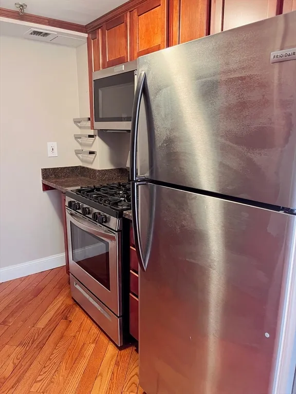 15 North Beacon St, Brighton