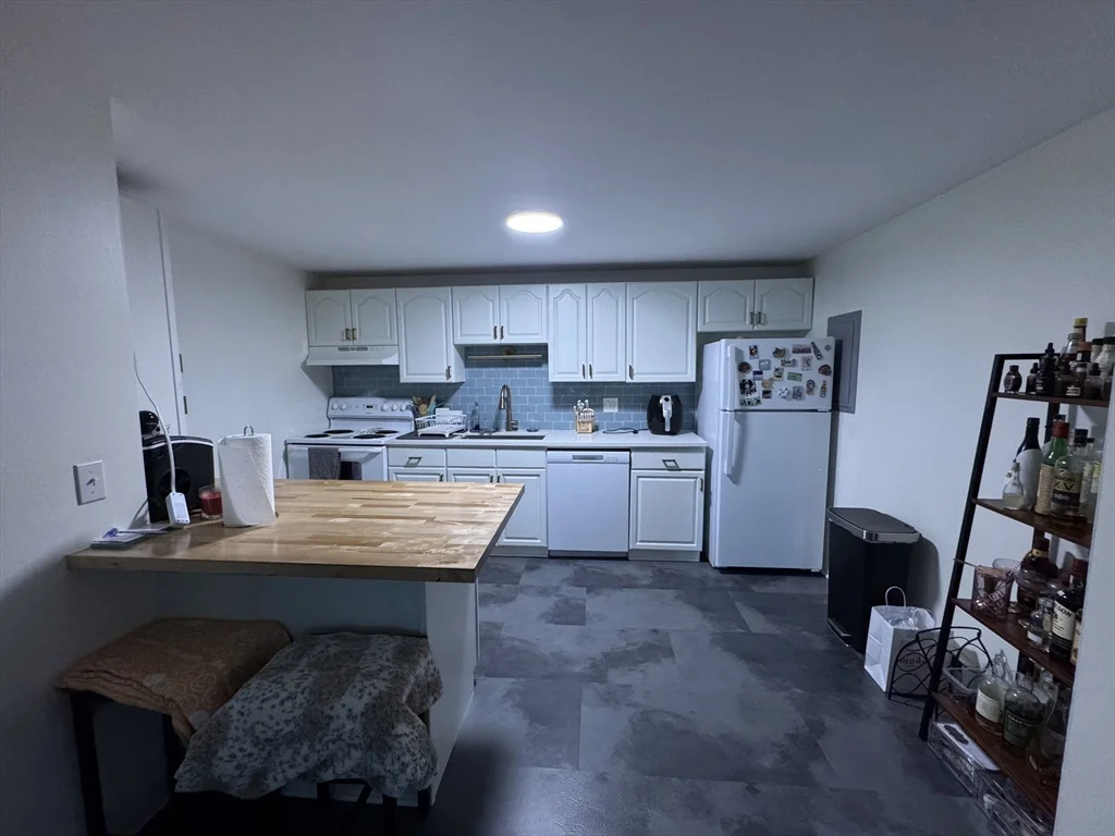 96 Richardson Rd, Chelmsford