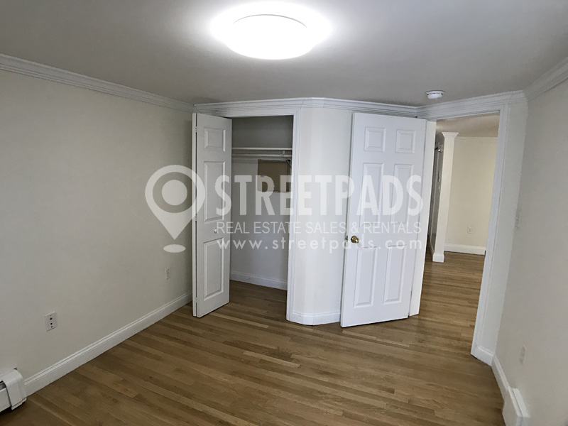 1539 Beacon St, Griggs Park