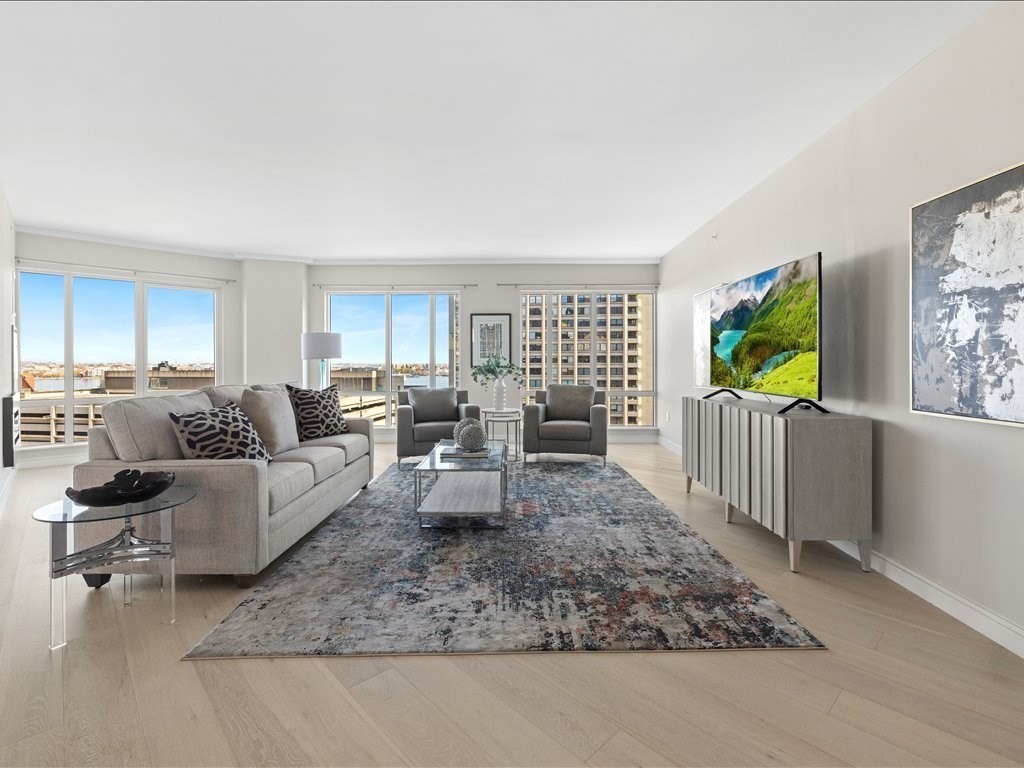 110 Broad St, Waterfront