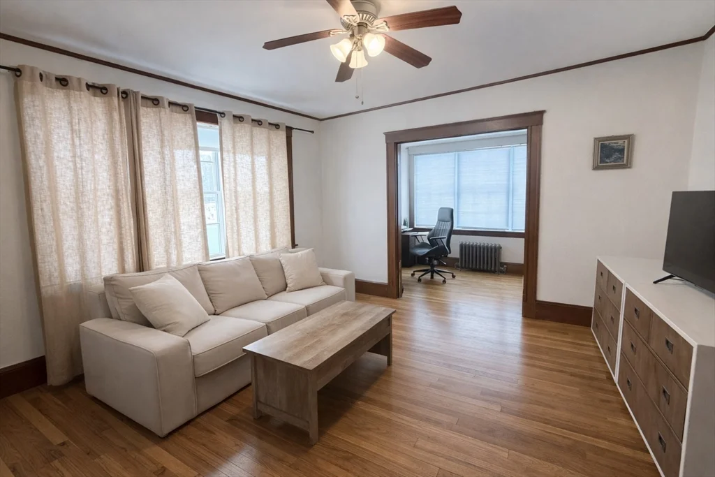 875 Fellsway, Medford