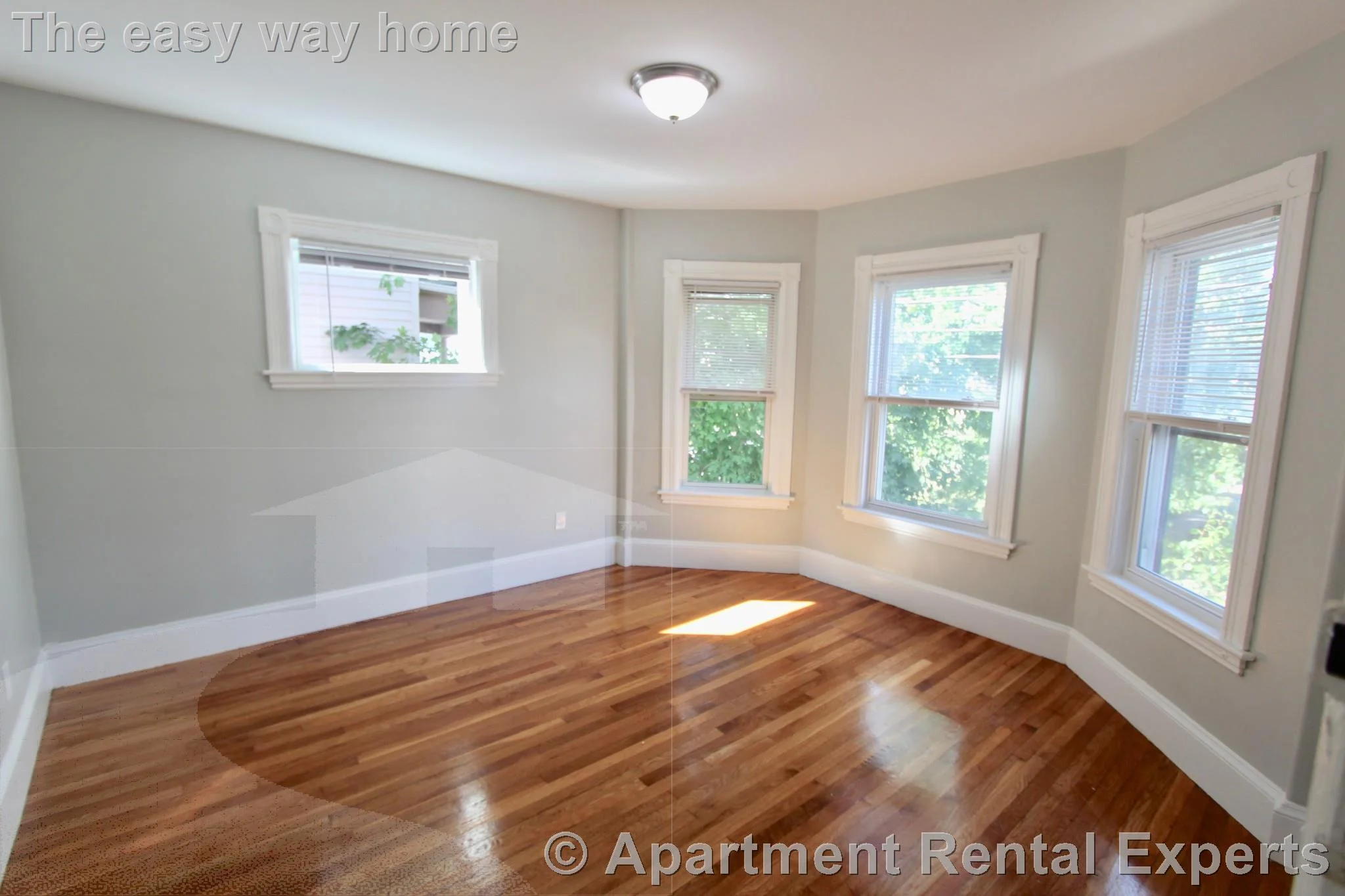 34 Russell St, Malden Center