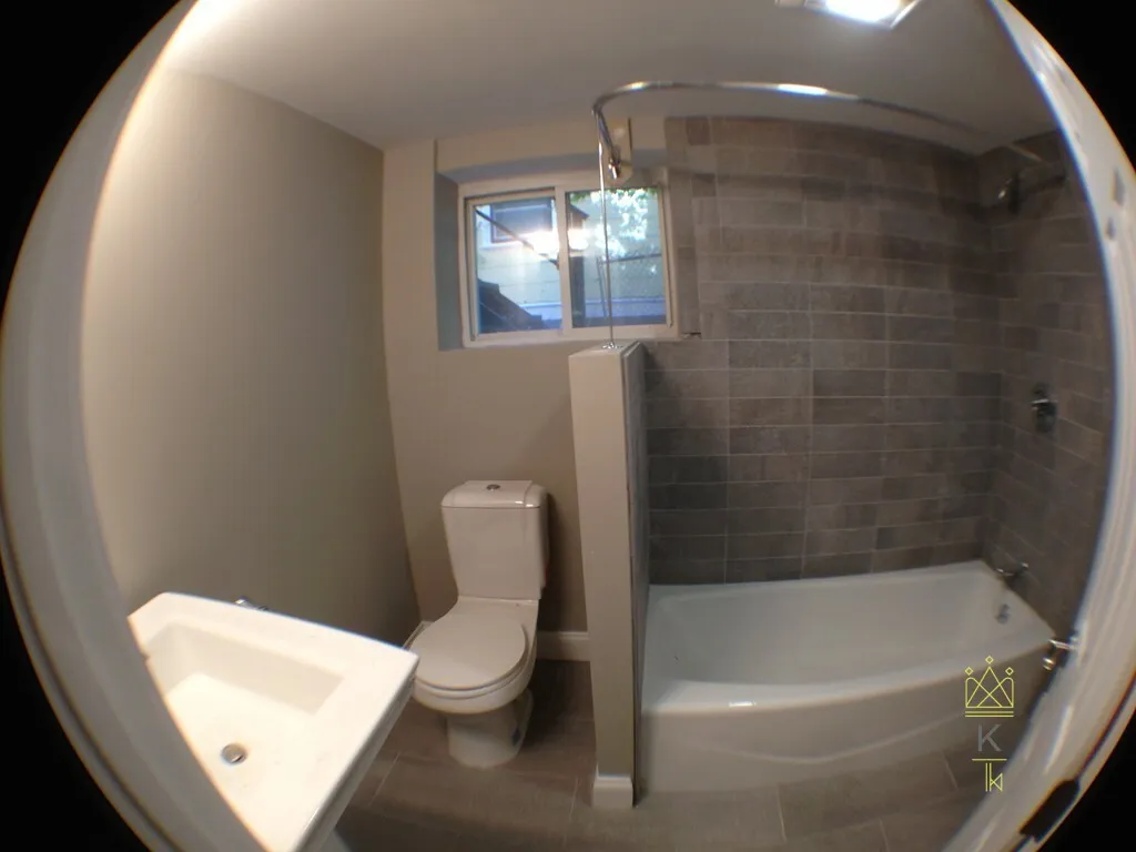 672 Washington St, Aspinwall Hill