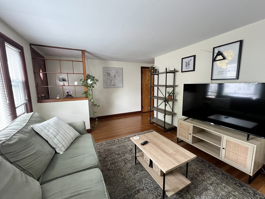 179 Faneuil St, Brighton