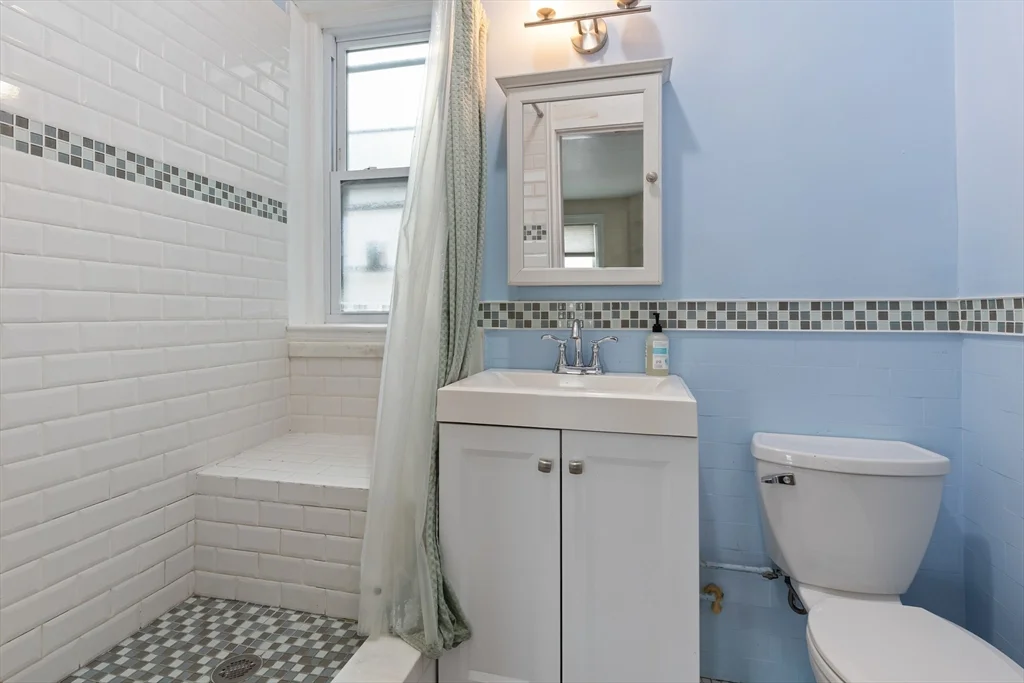 1568 Commonwealth Ave, Brighton