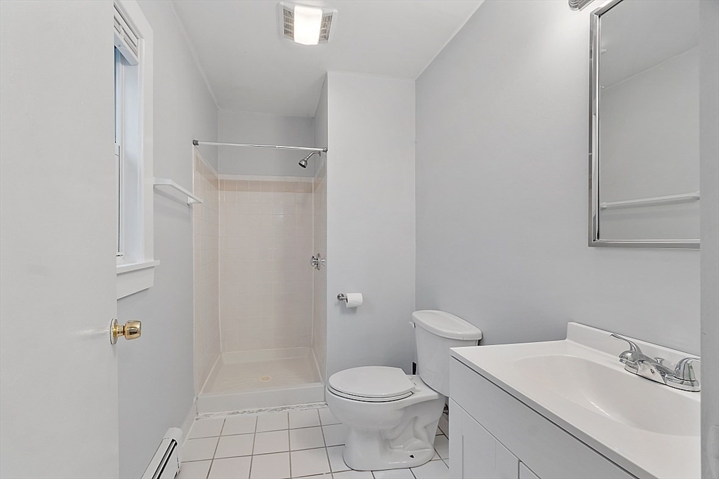 31 Mill St, Pepperell