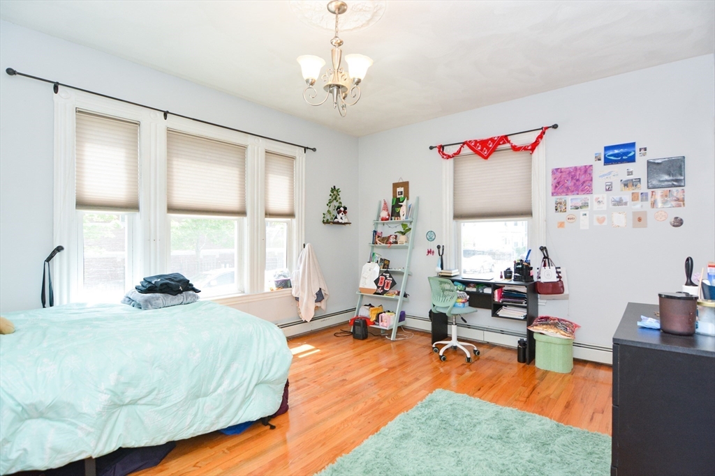 84 Roseclair St, Dorchester