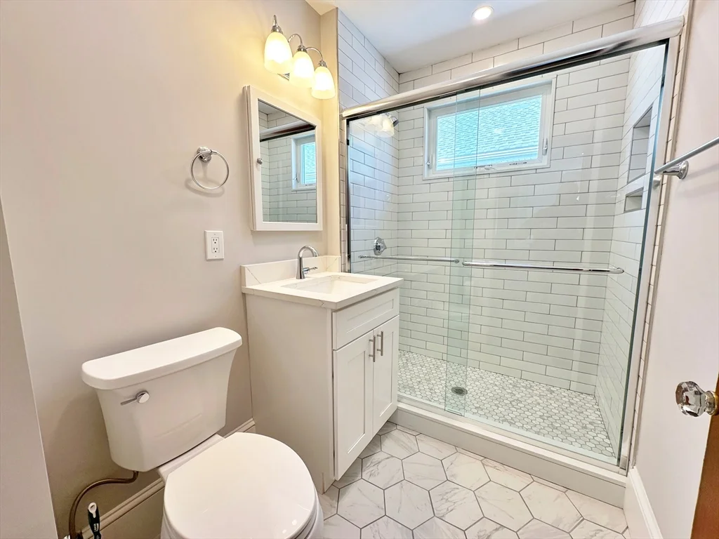 75 Governor Winthrop Rd, Ten Hills