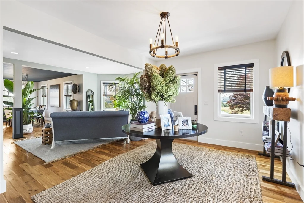 119 Sycamore St, Fairhaven