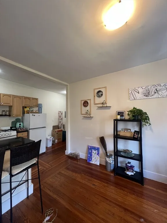 65 Burbank St, Fenway