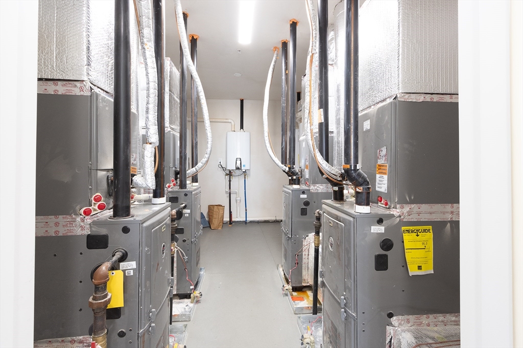 1093 Main St, Weymouth