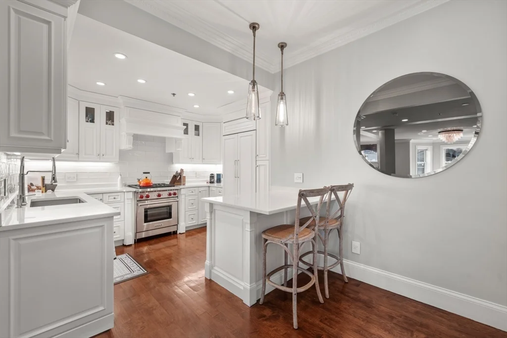 61 Saint Botolph St, Back Bay