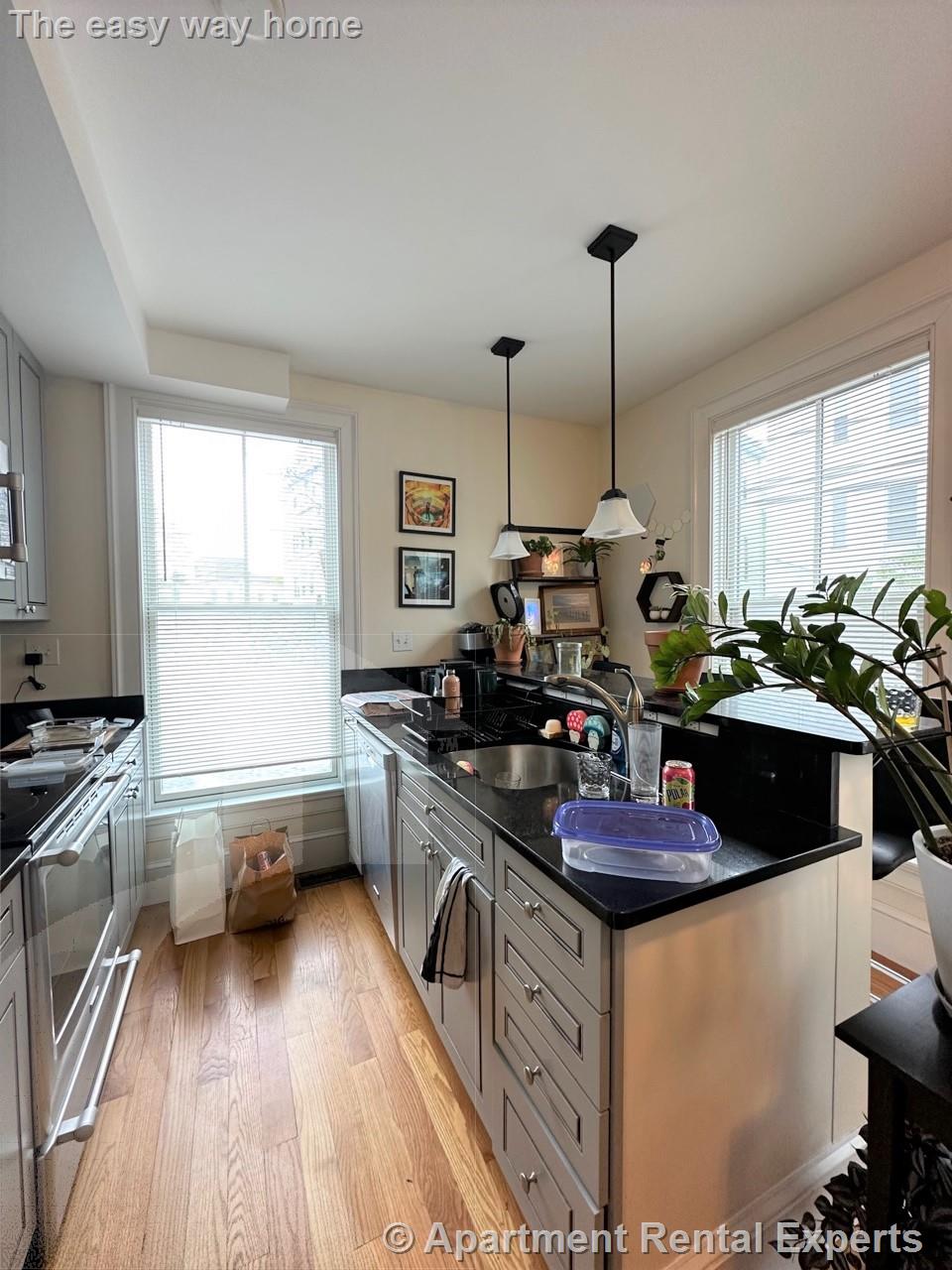 43 Kent St, Porter Square