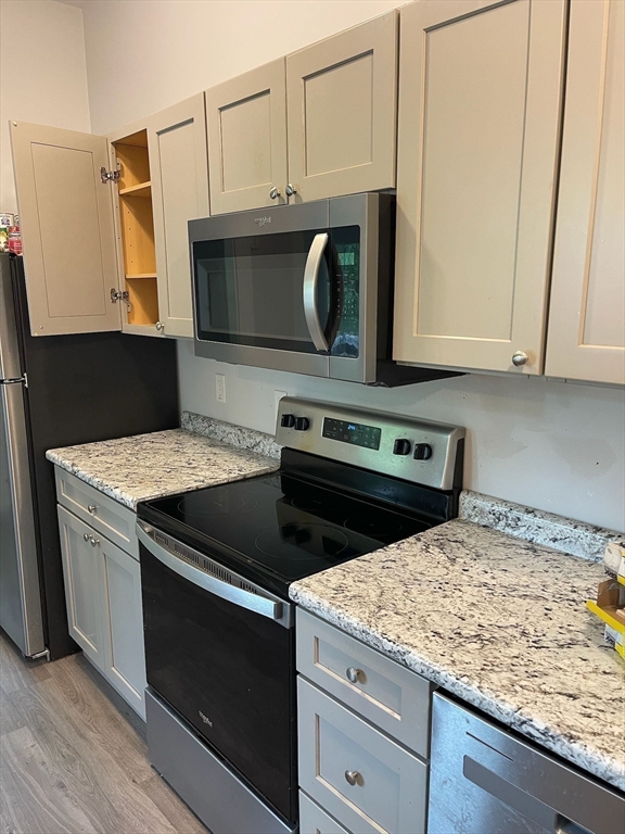 117 Maple St, Gardner