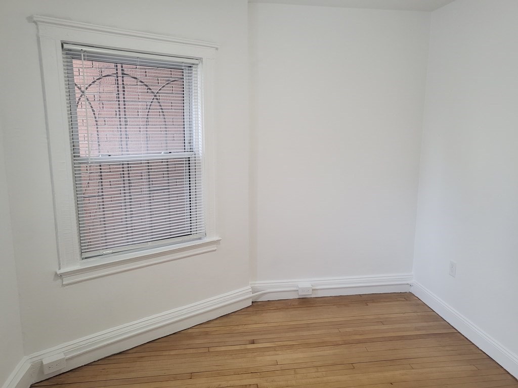 16 Westland Ave, Fenway