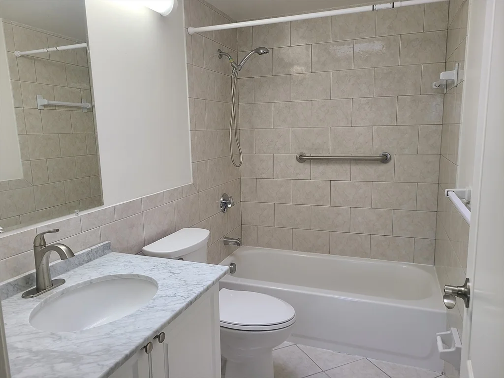 576 Washington St, Weymouth