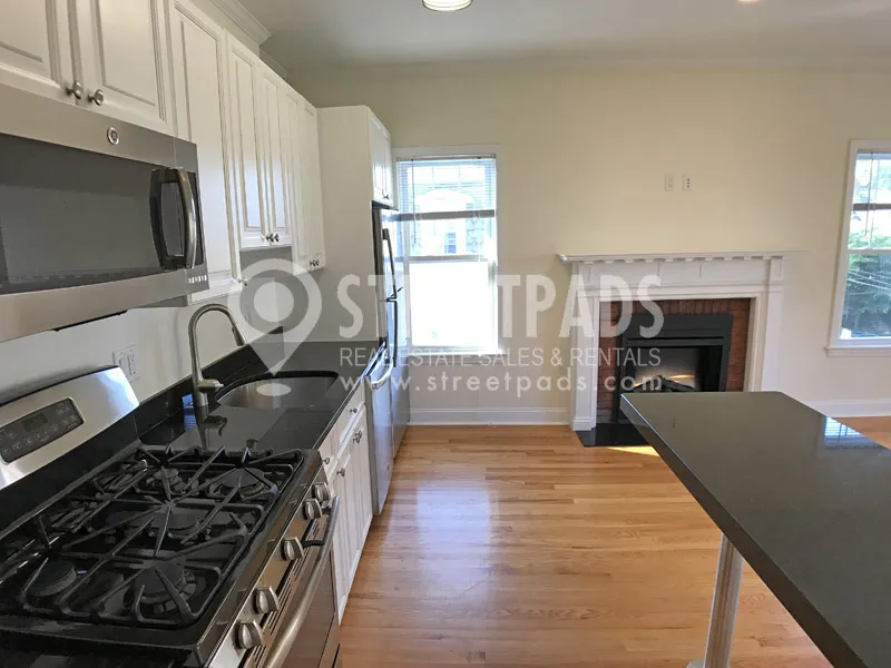 65 Langdon St, Neighborhood Nine