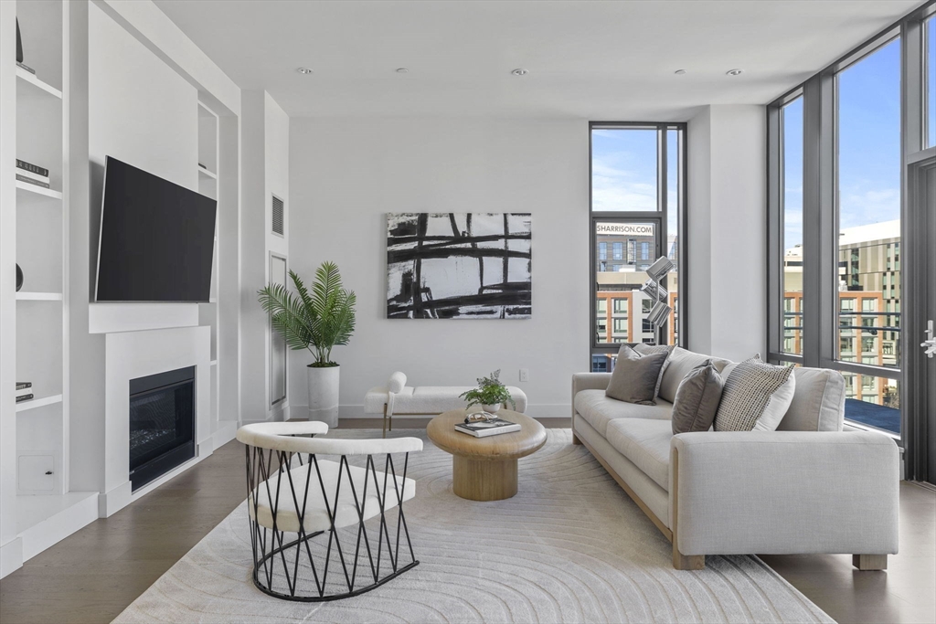 40 Traveler, South End