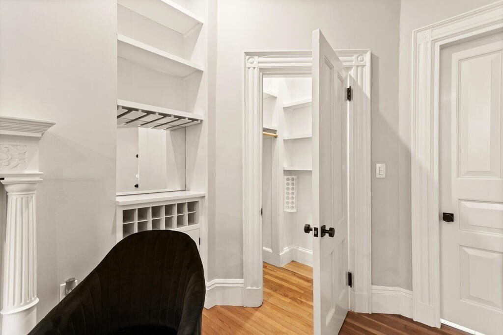 473 Beacon St, Back Bay