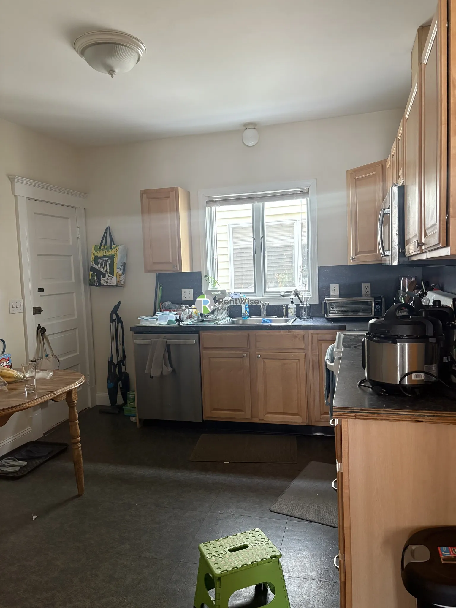 288 Boston Ave, Medford