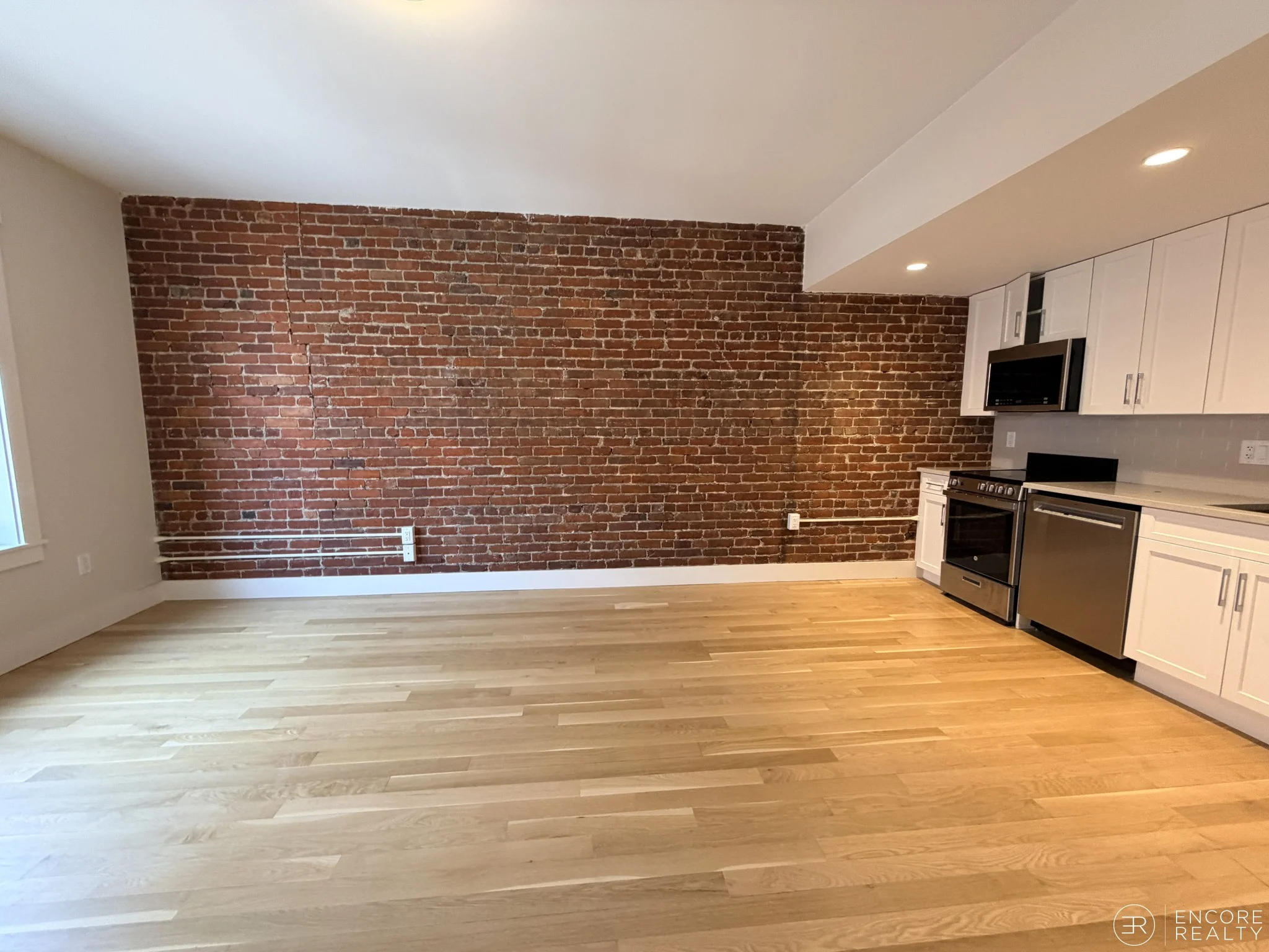 9 Sewall Ave, Coolidge Corner
