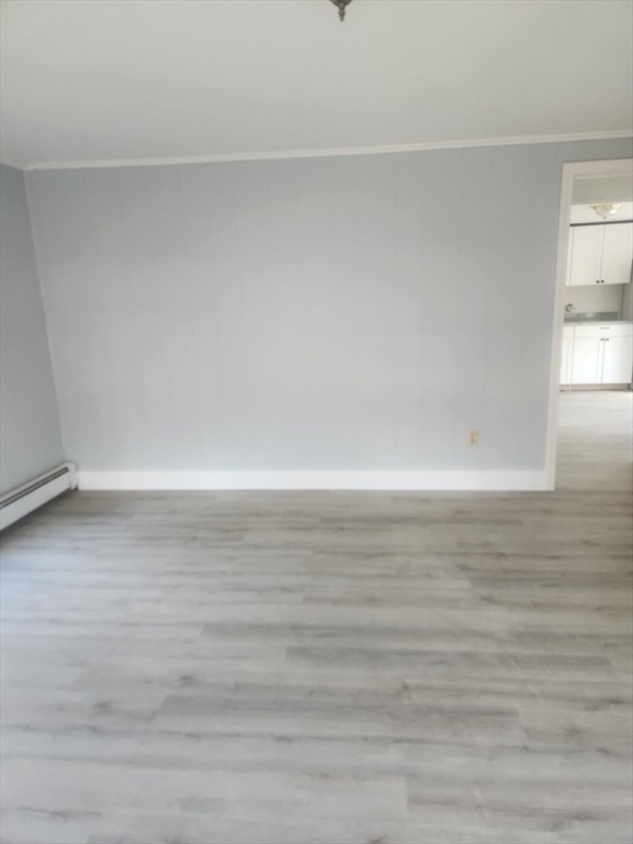 285 Main St, Spencer