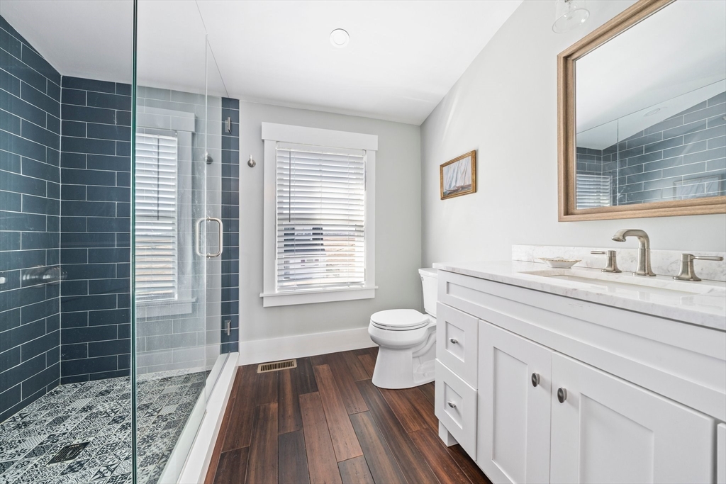 61 Gurnet Rd, Duxbury