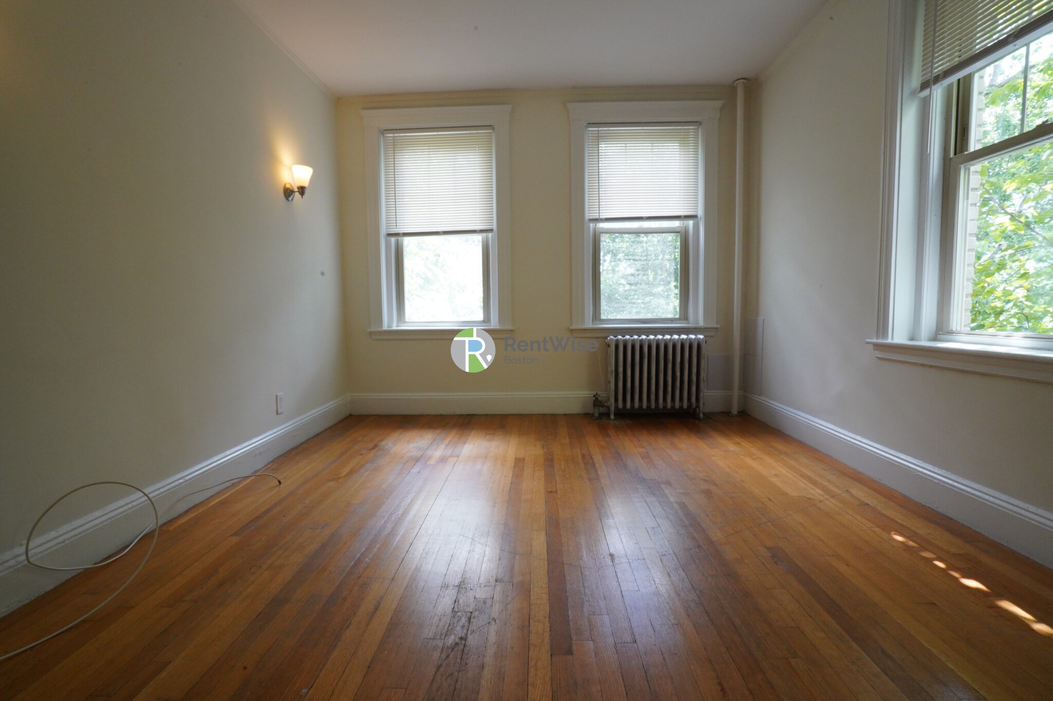 1848 Commonwealth Ave, Brighton