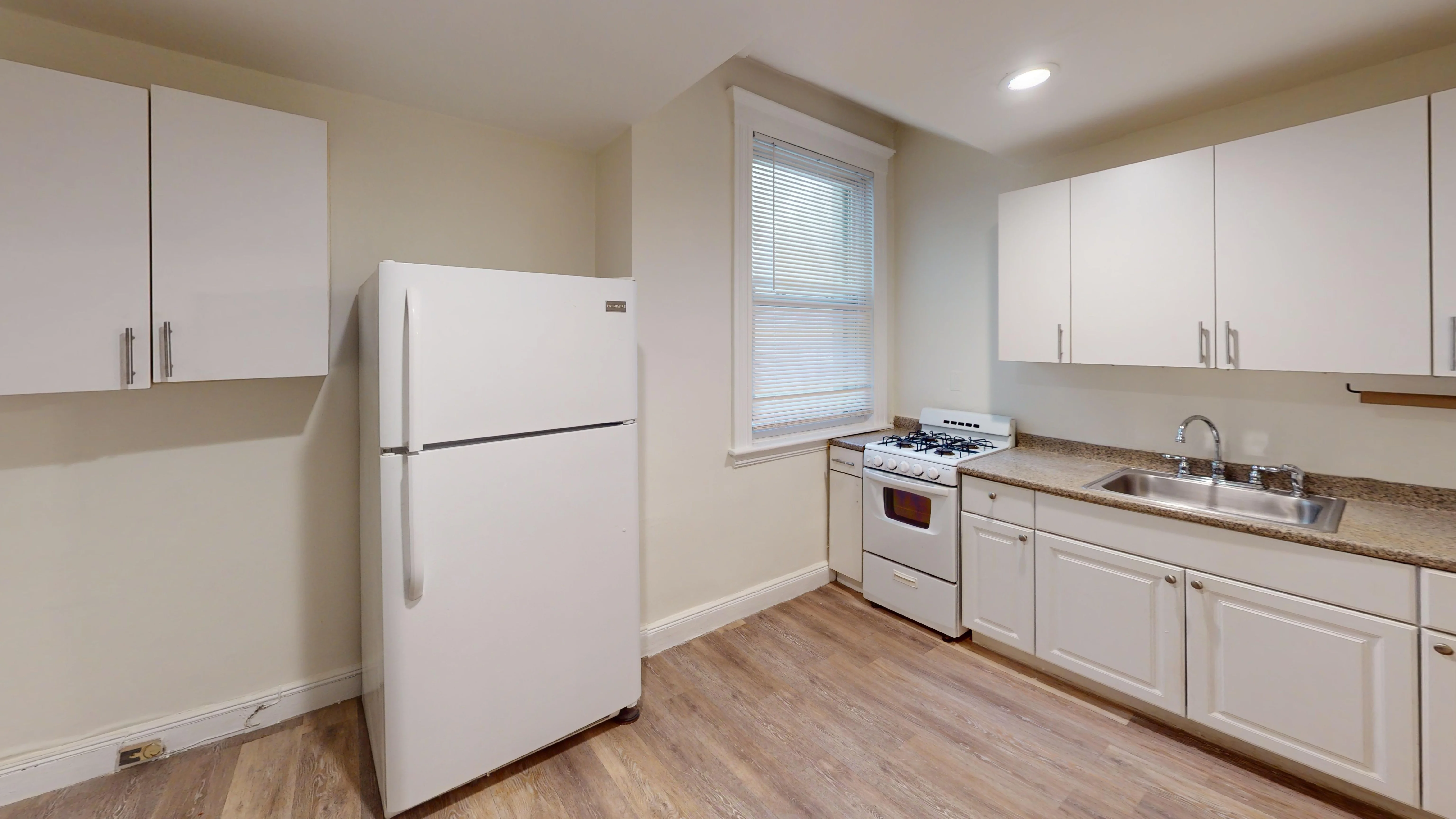 28 Sidlaw Rd, Brighton