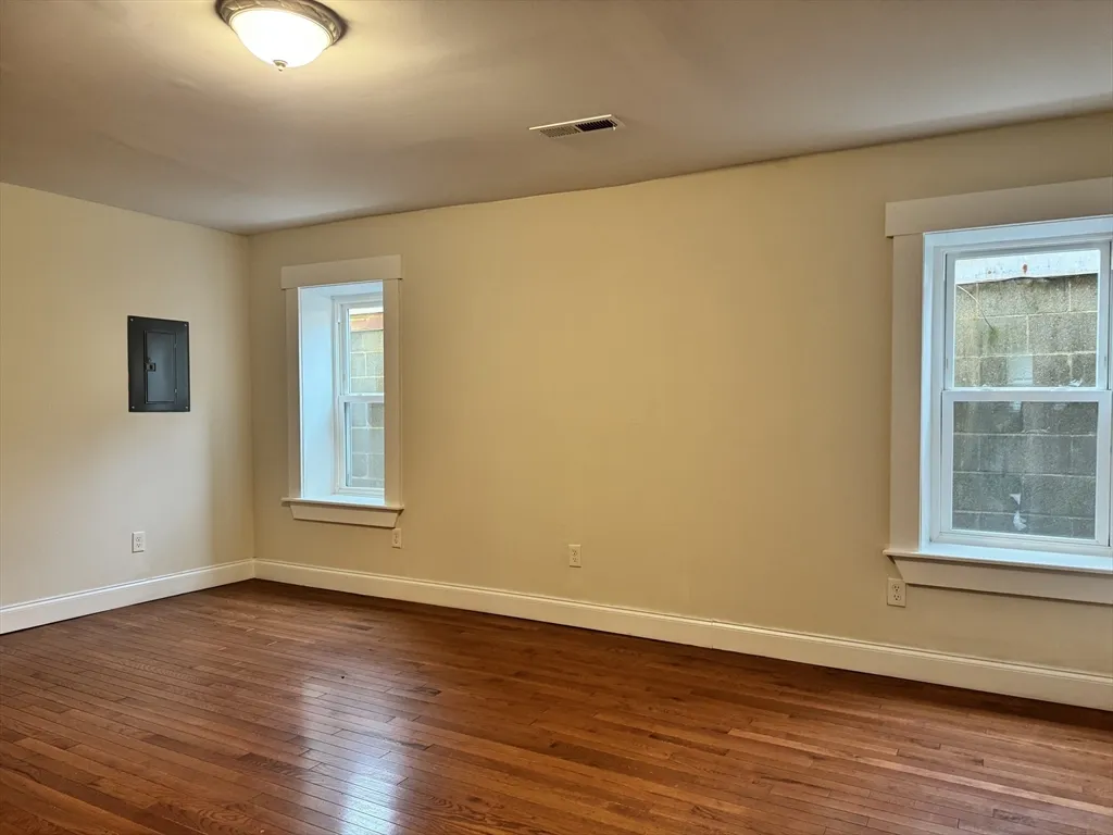 15 Hamilton St, Southbridge