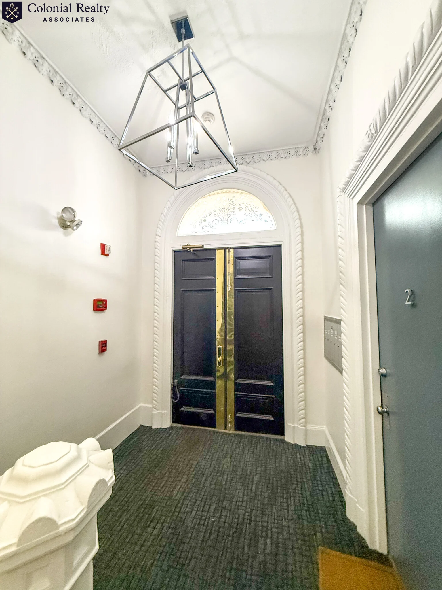 521 Massachusetts Ave, Roxbury