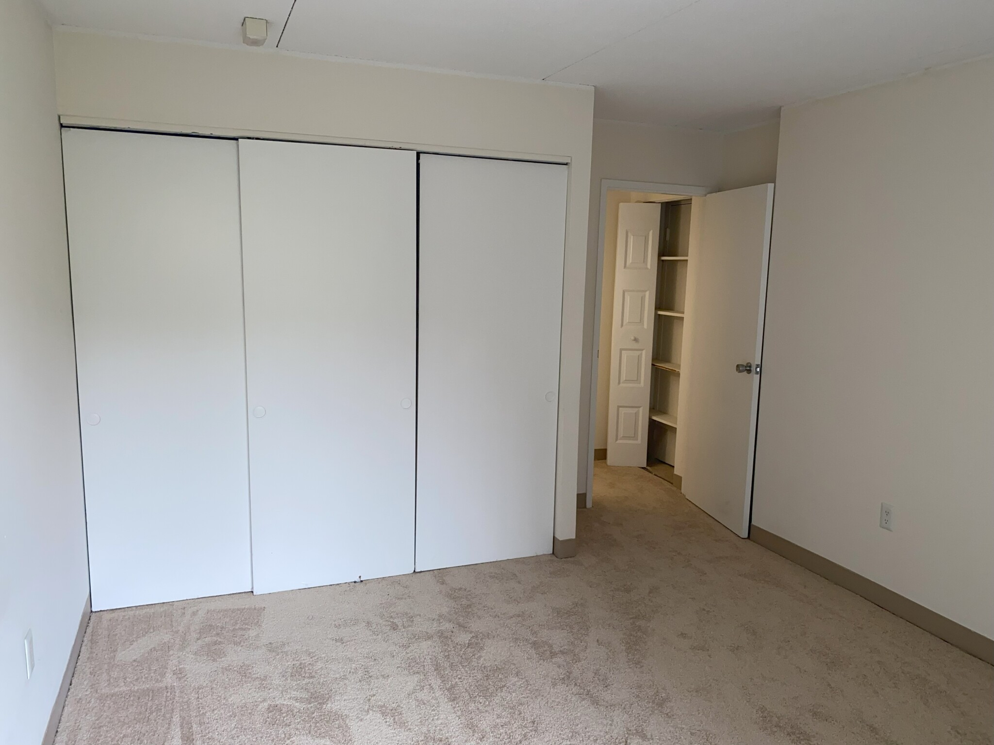 1450 Worcester Rd, Framingham