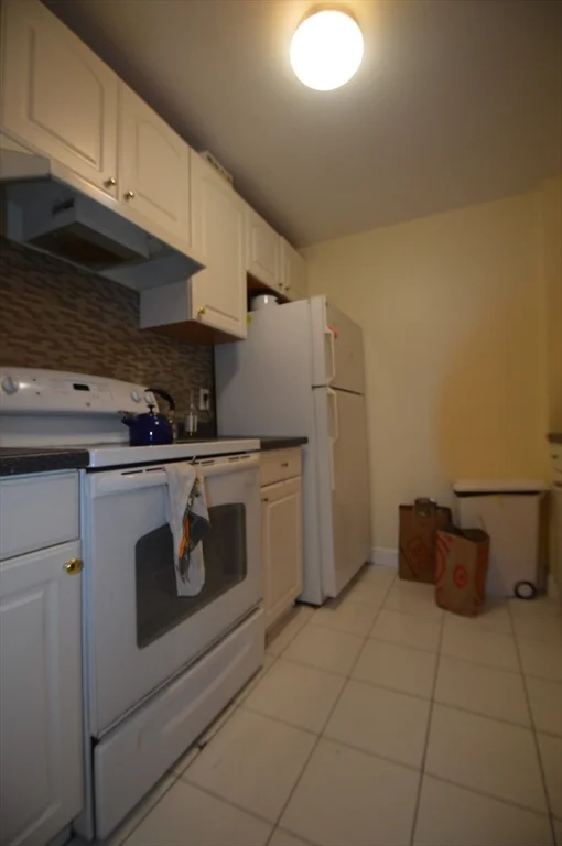 94 Pleasant St, Coolidge Corner
