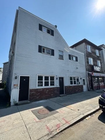 108 S Common St, Lynn