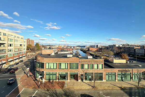 76 Lafayette St, Salem