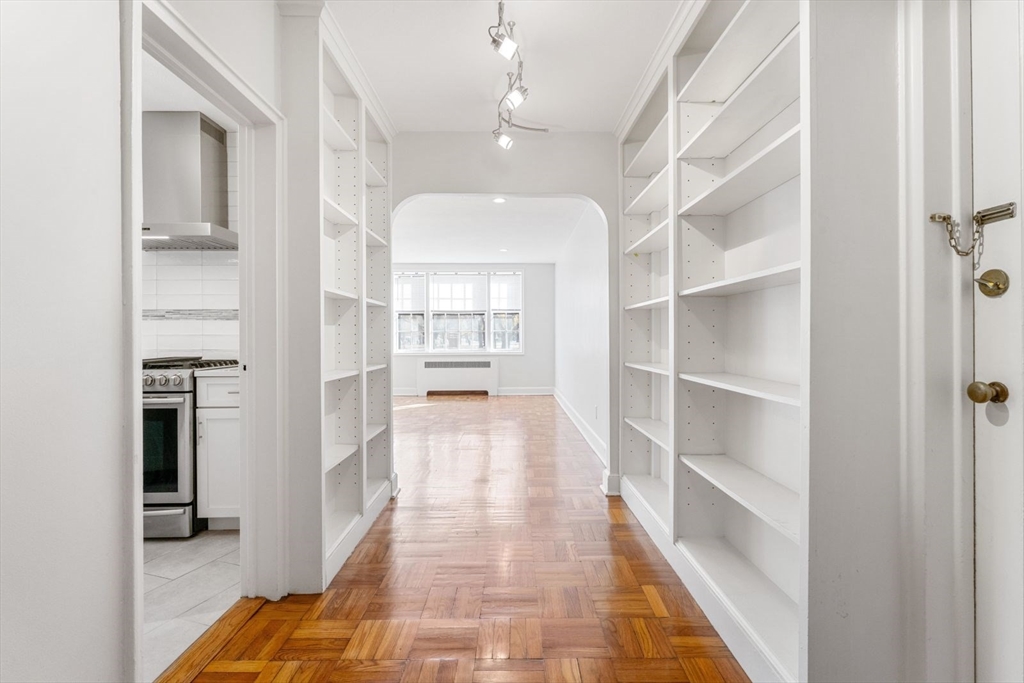 50 Follen St, Neighborhood Nine